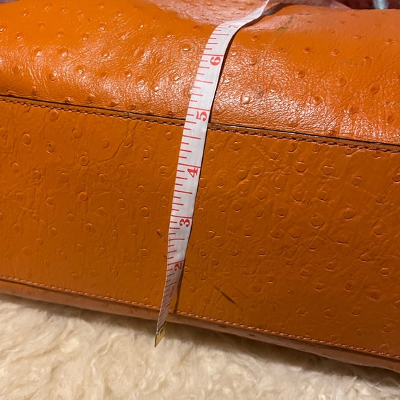 Michael Kors leather bag - Picture 6 of 13